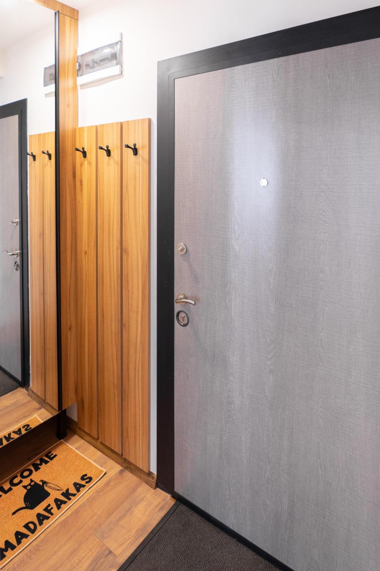 New Modern & Cozy Apartment With Free Private Parking And Ev Charging Station Βάρνα Εξωτερικό φωτογραφία